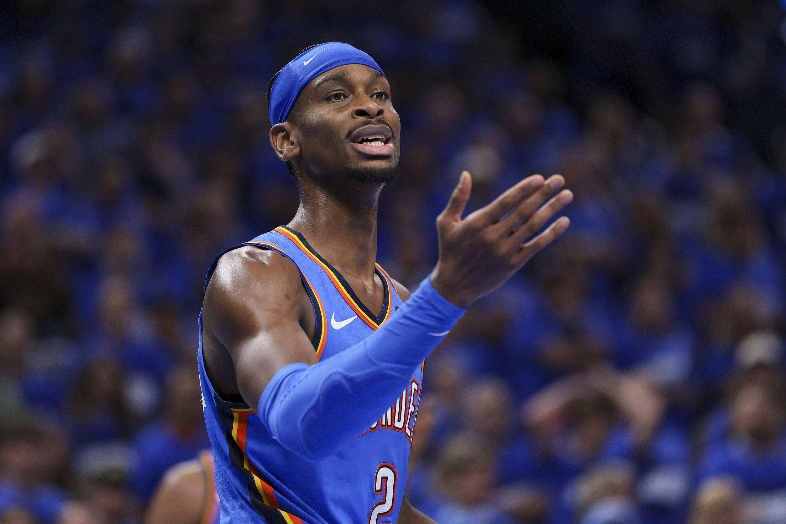 币游国际官网-转会期俄克拉荷马雷霆调整名单以备CBA季后赛;完成体检环节打磨;话题不断;医务组通报恢复