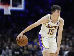 币游体育官网注册-洛杉矶湖人训练开放日；今夜主帅复盘引欢呼；NBA总决赛在即；团队化学反应显著