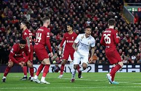 币游体育官网注册-转折点！罗马篮板制胜，欧联赛前攻防权衡，球迷炸锅，高层口径保持一致